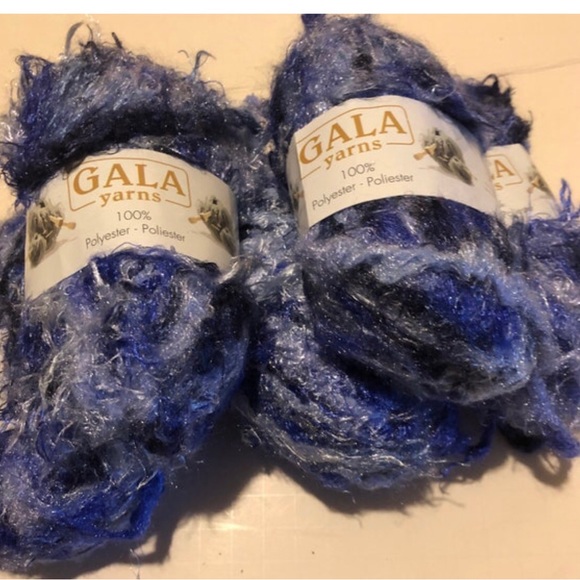 Vintage Gala Soft Fur Slate Blue and Light Blue Yarn  5 Lots Skeins - Picture 2 of 3